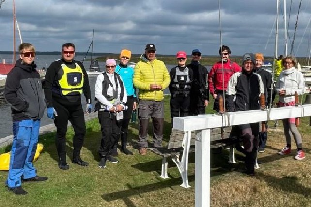 Zweihändige Einhandsegler*Innen